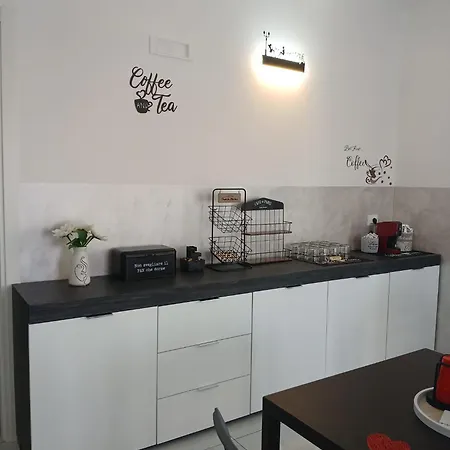 B&B Lavenere Da Gigi E Patty 산살보