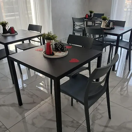 Lavenere Da Gigi E Patty Σαν Σάλβο